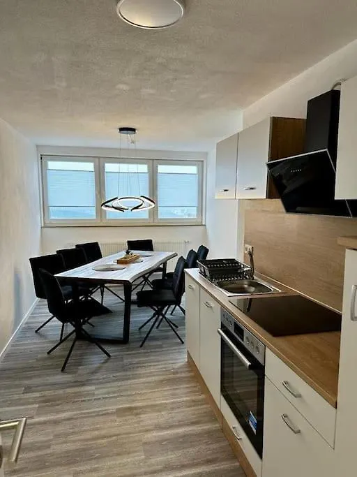 Ausblick Wuerzburg-Wlan / Parkplaetze Apartment Germany