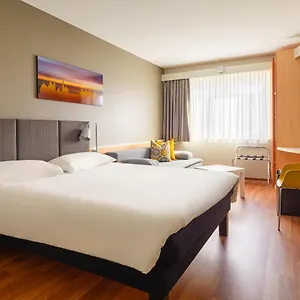 2* Hotel Ibis