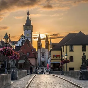 Apartment Alte Mainbruecke - Gratis Kaffee - Netflix - Balkon, Wurzburg